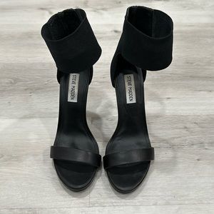 Black Steve Madden heels